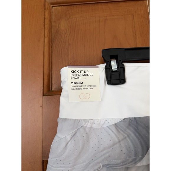 Women's Calia White & Grey Kick It Up Performance Shorts Size XXL NWT - Picture 4 of 4